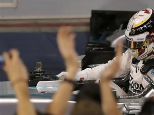 Φωτογραφία για GP Μπαχρέιν 2015: Ασταμάτητος o L. Hamilton, δεύτερη θέση για τον K. Raikkonen