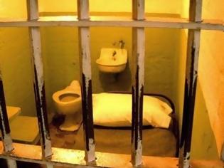 Φωτογραφία για 34χρονος από τα Γιάννενα, νεκρός στο κελί των Φυλακών