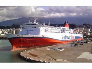 Φωτογραφία για Πάτρα: Το Ionian Queen θα μείνει για καιρό ακόμα στο λιμάνι