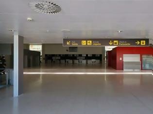 Φωτογραφία για Αεροδρόμιο πωλείται προς 1 ευρώ και 40 λεπτά!