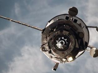 Φωτογραφία για Συναγερμός στη Ρωσία: Ανεξέλεγκτο διαστημικό σκάφος πέφτει στη Γη