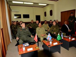 Φωτογραφία για Επίσκεψη του Αρχηγού Ενόπλων Δυνάμεων του Πακιστάν στο ΚΕΤΘ