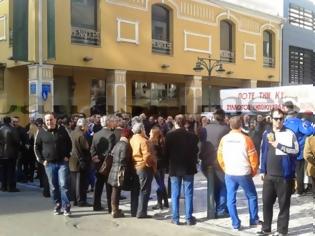 Φωτογραφία για Ανοιχτά καταστήματα με 24ωρη απεργία των εμποροϋπαλλήλων στην Πάτρα