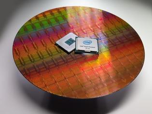 Φωτογραφία για Η Intel λανσάρει τους νέους 18 core Xeon Haswell-EX CPUs