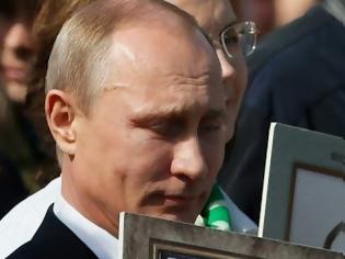 Φωτογραφία για Αυτός είναι ο πατέρας του Πούτιν - Δείτε τις φωτογραφίες είναι ολόιδιοι! [photos]