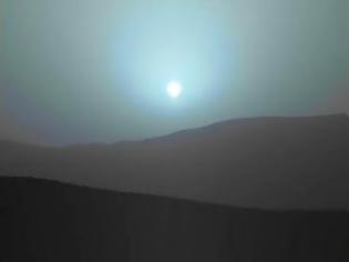Φωτογραφία για Βαθύ γαλάζιο ηλιοβασίλεμα στον Άρη από το Curiosity [video]