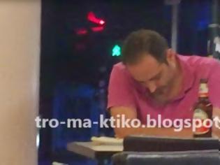 Φωτογραφία για AΠΙΣΤΕΥΤΟ VIDEO: Σβήνει το πιώμα με... Amstel