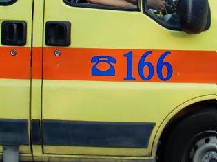 Φωτογραφία για Πάτρα: Συγκρούστηκαν δύο οχήματα και τραυματίστηκε μία ηλικιωμένη