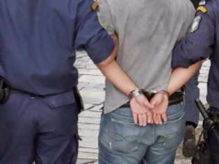 Φωτογραφία για Συνελήφθησαν δύο άτομα για παράνομη διακίνηση 26 μεταναστών