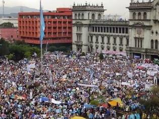 Φωτογραφία για Διαδηλώσεις με αίτημα την παραίτηση του προέδρου Ότο Πέρες στην Γουατεμάλα