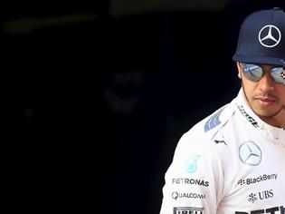 Φωτογραφία για Formula 1: Η Mercedes ανανέωσε ως το 2018 με Χάμιλτον