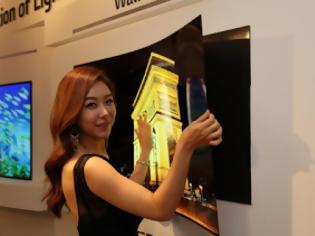 Φωτογραφία για Η απίστευτη 55'' Wallpaper OLED TV της LG με πάχος 1 χιλιοστό