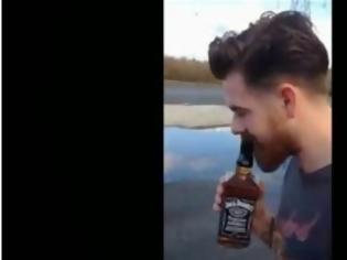 Φωτογραφία για Επίδειξη ηλιθιότητας : 27χρονος Βρετανός πίνει άσπρο πάτο ένα μπουκάλι ουίσκι σε 13 δευτερόλεπτα... [video]