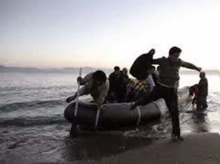 Φωτογραφία για Reuters: Μετεγκατάσταση 40.000 προσφύγων από Ελλάδα και Ιταλία προτείνει η Ε.Ε.