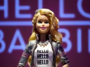 Φωτογραφία για Η νέα Barbie θα μιλάει με τα παιδιά [video]