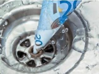 Φωτογραφία για 11 εκ. ευρώ οφείλουν οι Ηρακλειώτες για το… νερό – Η ΔΕΥΑΗ αφαιρεί υδρόμετρα