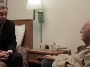 Φωτογραφία για ΣΥΓΚΛΟΝΙΣΤΙΚΗ μαρτυρία: Eτοιμοθάνατος πράκτορας της CIA αποκαλύπτει μυστικά δίχως ίχνος φόβου [video]