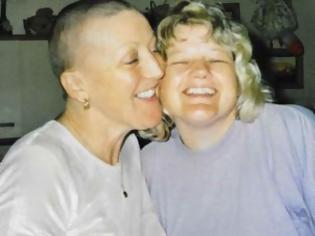 Φωτογραφία για Λίντα Χόκινς: Η γυναίκα που νίκησε τον καρκίνο τρεις φορές