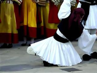 Φωτογραφία για Πάτρα: Παραδοσιακοί χοροί και τραγούδια απόψε στο Θεατράκι της Μαρίνας