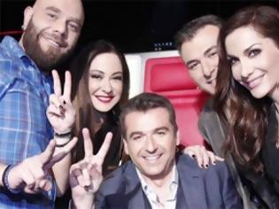 Φωτογραφία για Βγήκαν τα μαχαίρια στο «The Voice»: Η κόντρα των γυναικών, το καρφί στον Ρέμο και η έκρηξη του Μιχάλη!