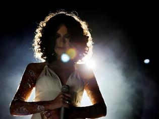 Φωτογραφία για Πάτρα: Η Ελευθερία Αρβανιτάκη έρχεται για μια μοναδική συναυλία - Τιμή εισιτηρίου
