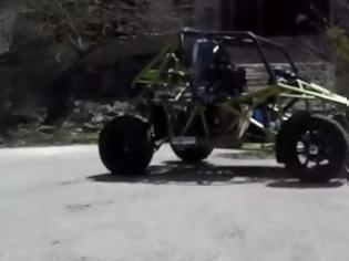 Φωτογραφία για Δείε το teaser video από το όχημα τύπου buggy που κατασκεύασε Έλληνας φοιτητής του ΕΜΠ [video]