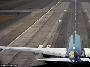 Φωτογραφία για Η ακροβατική απογείωση Boeing που εντυπωσίασε (εικόνες & βίντεο)