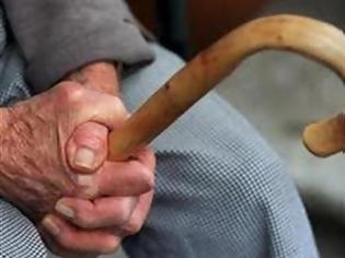 Φωτογραφία για Πάτρα: Ελεύθερος λόγω ...ηλικίας ο 77χρονος που ασελγούσε στα δύο ανήλικα στο Δασύλλιο