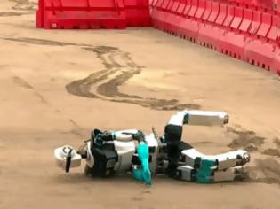 Φωτογραφία για Τα Ρομπότ τρώνε (ακόμα) τα μούτρα τους [video]