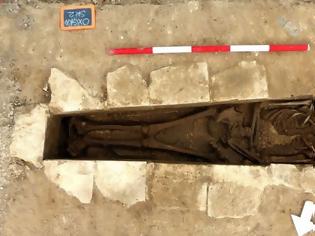 Φωτογραφία για Ξέθαψαν μεσαιωνικό σκάνδαλο: Τι δείχνει ο σκελετός αμαρτωλής καλόγριας!