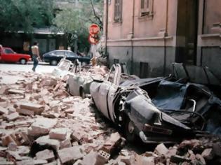 Φωτογραφία για Δείτε σπάνιες εικόνες από τον καταστροφικό σεισμό του 1978 που συγκλόνισε τη Θεσσαλονίκη... [photos]