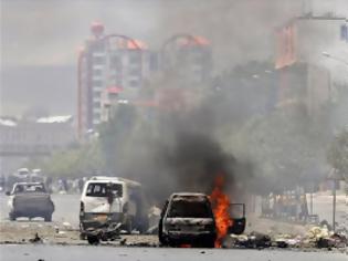Φωτογραφία για Έκρηξη και πυροβολισμοί έξω από το κοινοβούλιο του Αφγανιστάν