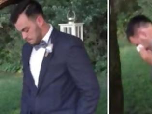 Φωτογραφία για Ένα σπάνιο περιστατικό - Δείτε πως αντέδρασε ο γαμπρός όταν είδε τη νύφη... [video]