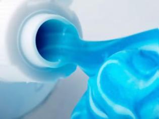 Φωτογραφία για Τι σημαίνει για την υγεία μας το χρωματιστό σύμβολο στη συσκευασία κάθε οδοντόκρεμας;