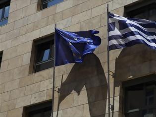 Φωτογραφία για Goldman Sachs: Ακόμα και με «όχι», η Ελλάδα θα μείνει στην Ευρωζώνη - αλλά με κλειστές τράπεζες - !