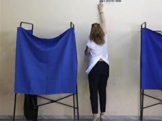 Φωτογραφία για Η Ελλάδα ψηφίζει στο κρίσιμο δημοψήφισμα