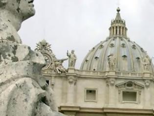 Φωτογραφία για Βατικανό: Στο εδώλιο πρώην αρχιεπίσκοπος για σεξουαλική κακοποίηση ανηλίκων