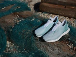 Φωτογραφία για Adidas: Το πρώτο ζευγάρι παπούτσια εξολοκλήρου από ανακυκλωμένα σκουπίδια των ωκεανών [Pics]