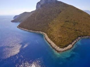 Φωτογραφία για Focus: Οι Ελβετοί θέλουν τα ελληνικά νησιά για να... σώσουν την Ελλάδα