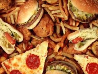 Φωτογραφία για Γιατί το junk food είναι εθιστικό;