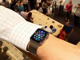 Φωτογραφία για Ξεκίνησαν σήμερα οι πωλήσεις του Apple Watch σε νέες χώρες
