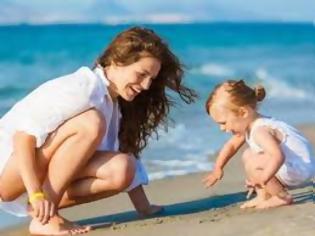 Φωτογραφία για 20 συμβουλές για να είσαι κυρία με το παιδί σου και στην παραλία