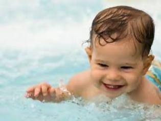 Φωτογραφία για Μυστικά για να κρατήσετε ασφαλές το παιδί σας στο νερό
