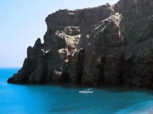 Φωτογραφία για ΑΥΤΗ είναι η κρυφή παραλία της Εύβοιας που ξετρελαίνει Έλληνες και ξένους τουρίστες