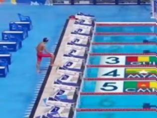 Φωτογραφία για Βίντεο: Κολύμπησε ολομόναχος στο Παγκόσμιο Πρωτάθλημα! - Δείτε γιατί