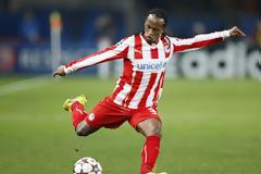 «ΑΝΑΓΚΑΣΕ» ΤΟΝ ΣΙΛΒΑ ΝΑ ΤΟΥ ΥΠΟΚΛΙΘΕΙ ΣΤΗ ΔΙΑΡΚΕΙΑ ΤΟΥ ΑΓΩΝΑ!