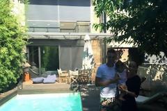 Η πολυτελής ζωή της οικογένειας Μακ στη Θεσσαλονίκη