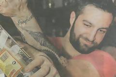 O γιος του Παύλου Χαϊκάλη σερβίρει ποτά κι ανάβει... φωτιές!