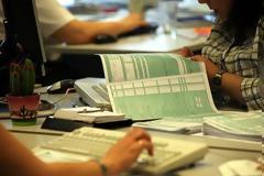 Φορολογικές δηλώσεις 2015: Η καταληκτική ημερομηνία και τα πρόστιμα