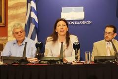 ΜΕ ΑΙΧΜΕΣ ΚΑΙ «ΚΑΡΦΙΑ» Ο ΑΠΟΛΟΓΙΣΜΟΣ ΤΗΣ ΖΩΗΣ ΚΩΝΣΤΑΝΤΟΠΟΥΛΟΥ ΓΙΑ ΤΟ ΕΡΓΟ ΤΗΣ ΒΟΥΛΗΣ